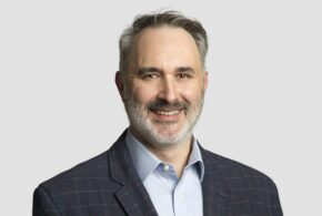 Derek Thielmann headshot